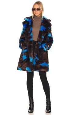 APPARIS Jahaira 2 Faux Fur Coat Blue & Espresso Camo