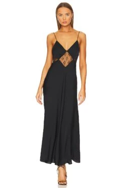 The Manifest Dress Black -Camila coelho Shop FAVR WD14 V4