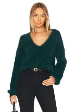 Malia V Neck Sweater Burgundy -Camila coelho Shop LOVF WK1150 V1