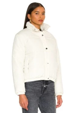 Ryann Puffer Jacket Cream 9 Ryann Puffer Jacket Cream -Camila coelho Shop LOVF WO427 V3