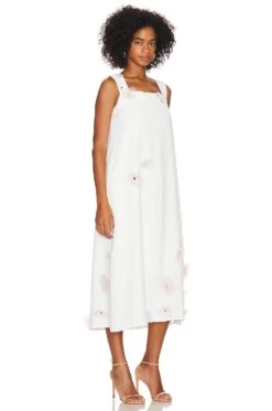 Flower Power Bridal Dress White 7 Flower Power Bridal Dress White -Camila coelho Shop SEPE WD7 V2